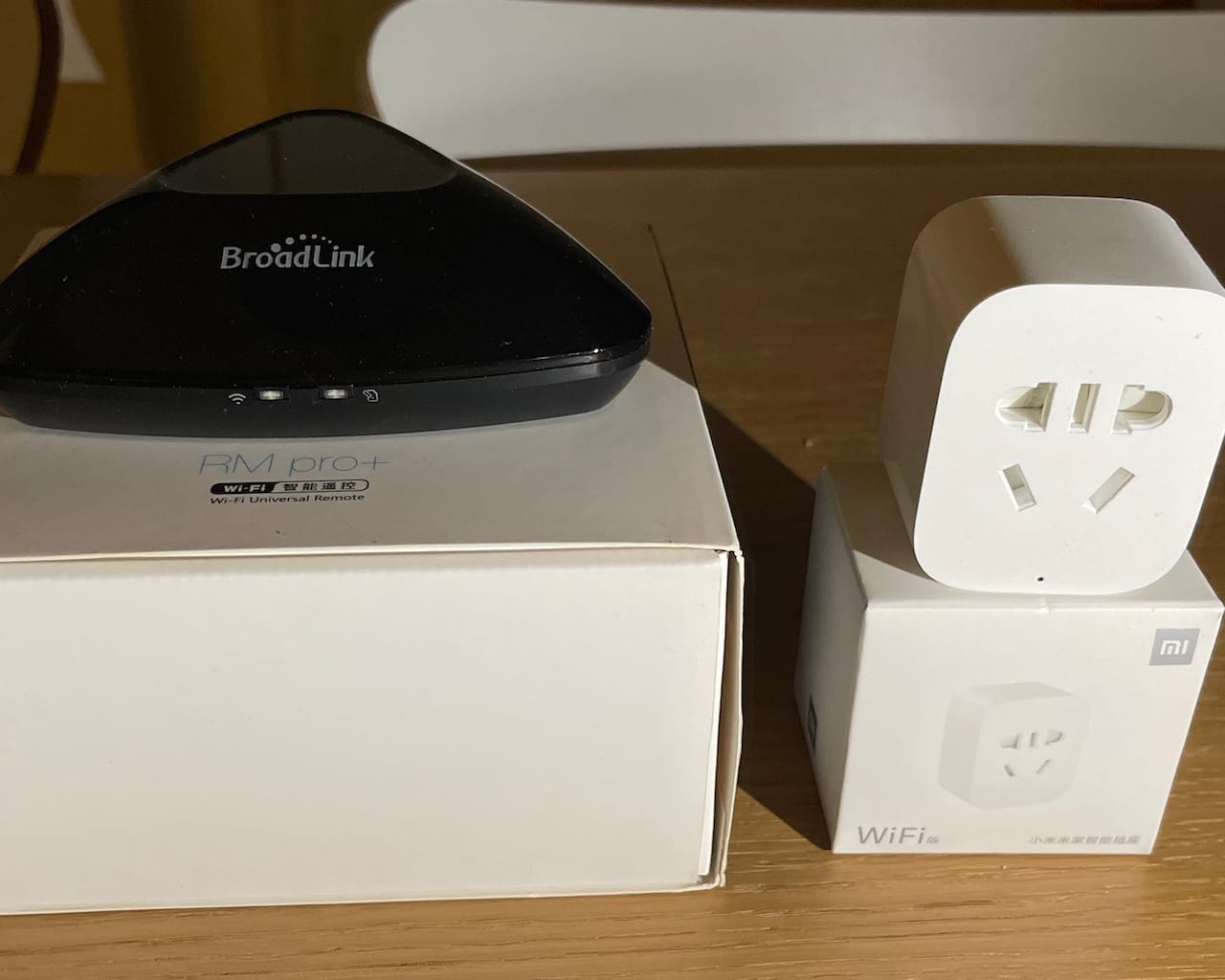 米家智能插座與紅外線wifi搖控器