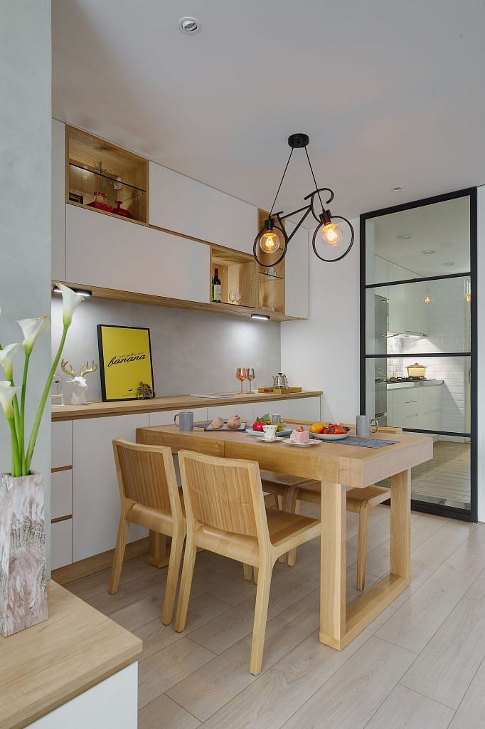 主燈選擇鐵馬也是剛剛好而已