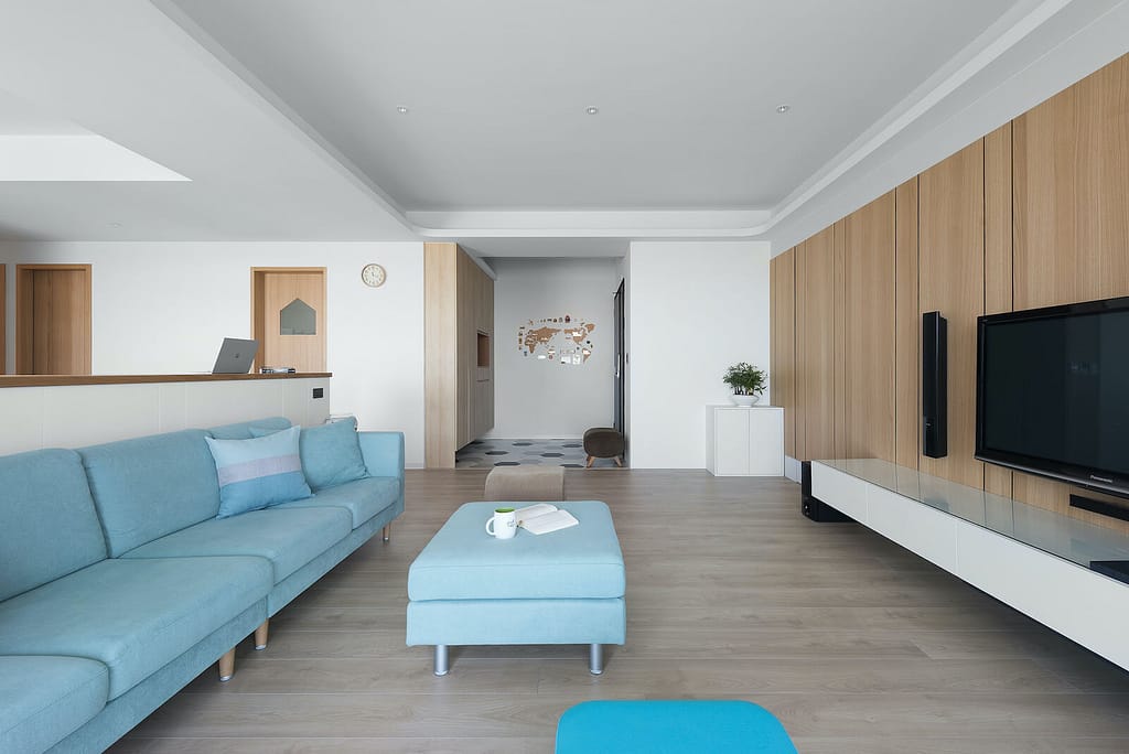 玄關壁面佈塗磁鐵漆與進口環保白板漆