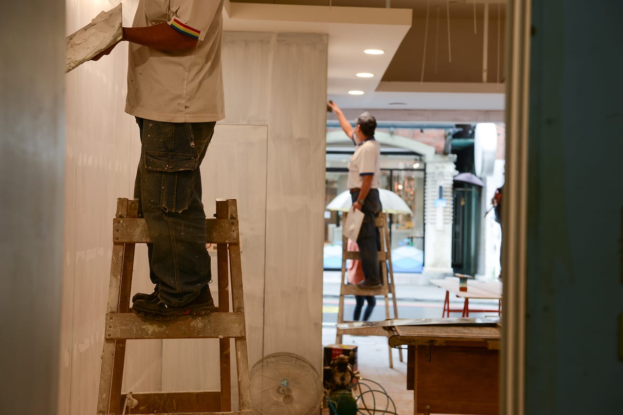 每一次塗刷,每一層覆蓋的白